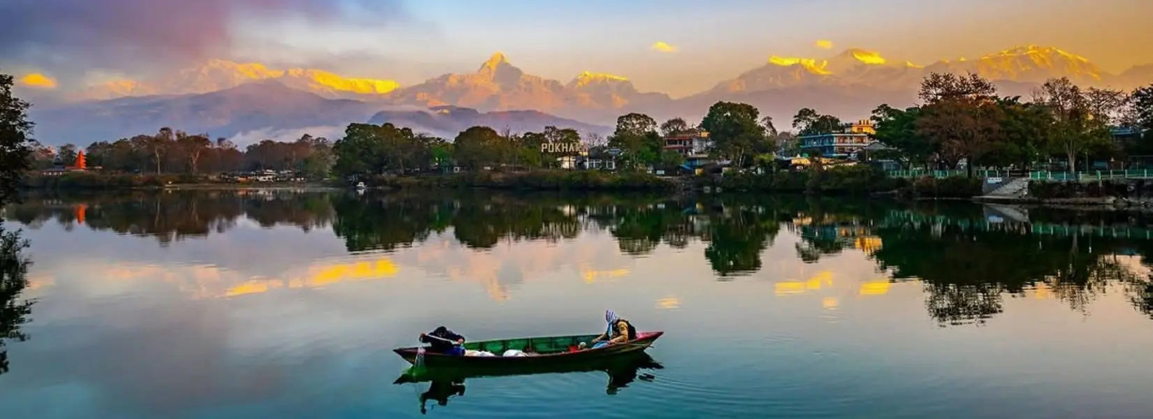 Relaxed common area at Lazy Lads Backpackers Hostel